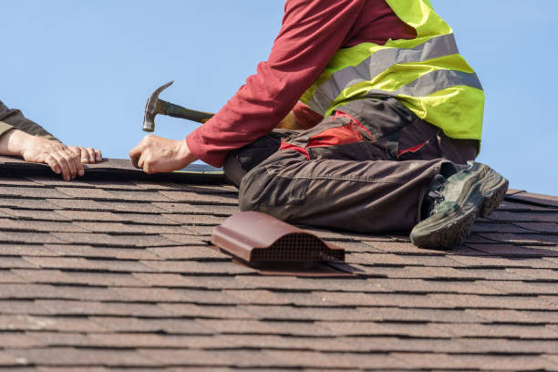 Best Emergency Roof Repair  in Carlyle, IL